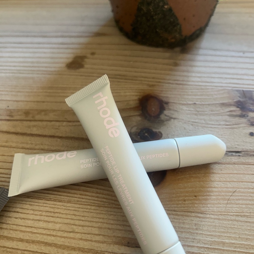 Rhode Peptide Lip Treatment Set